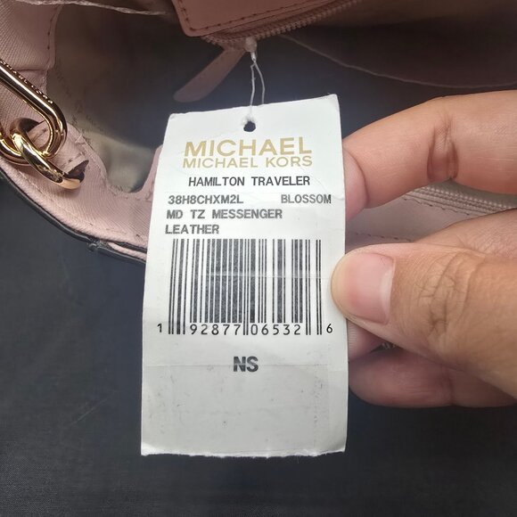 Michael Kors Medium Hamilton Traveler Top Zip Messenger Blossom - Picture 10 of 10